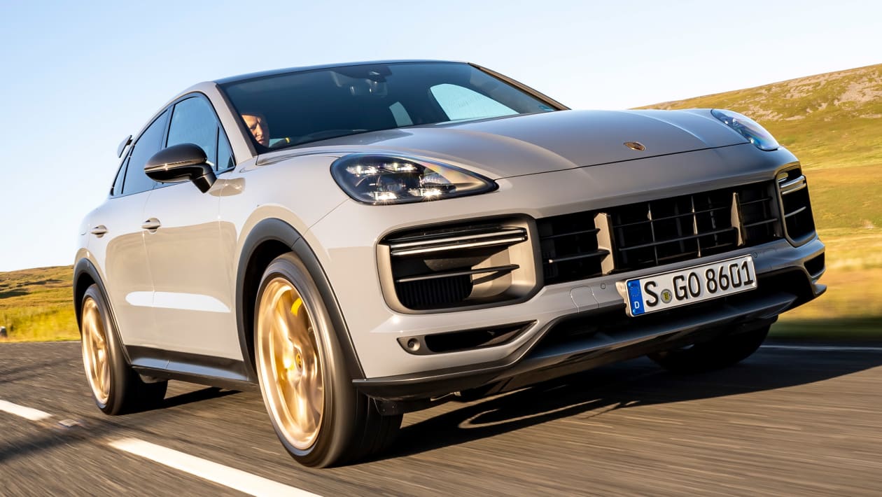 Porsche cayenne hybrid on sale review 2021